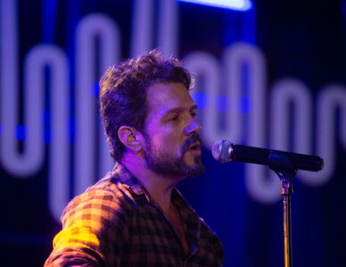 Rock 'n' Radio 19