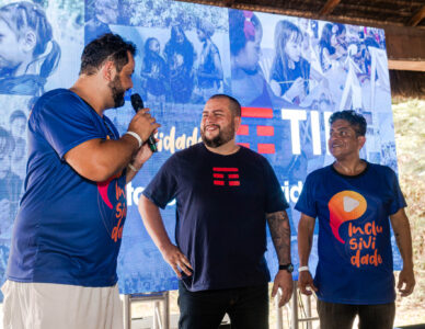 Inclusividade - Coloque mais SOLIDARIEDADE na sua vida. 100